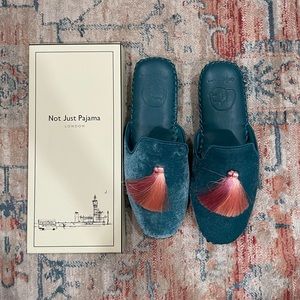 Classic Handmade Velvet Slippers - Peacock Blue